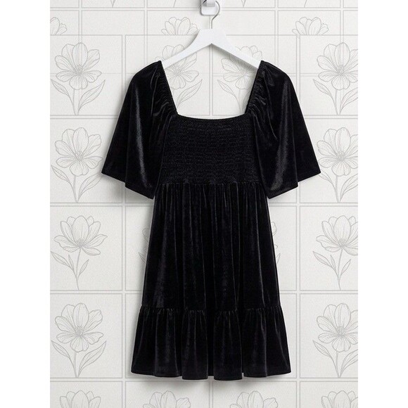 Chelsea & Violet Dresses & Skirts - NEW C&V Chelsea & Violet Smocked Ruffle Hem Mini Dress Women Medium Black Velvet